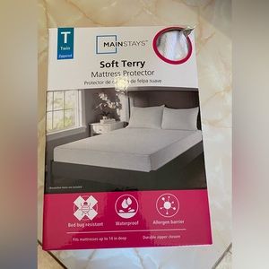 Twin mattress cover